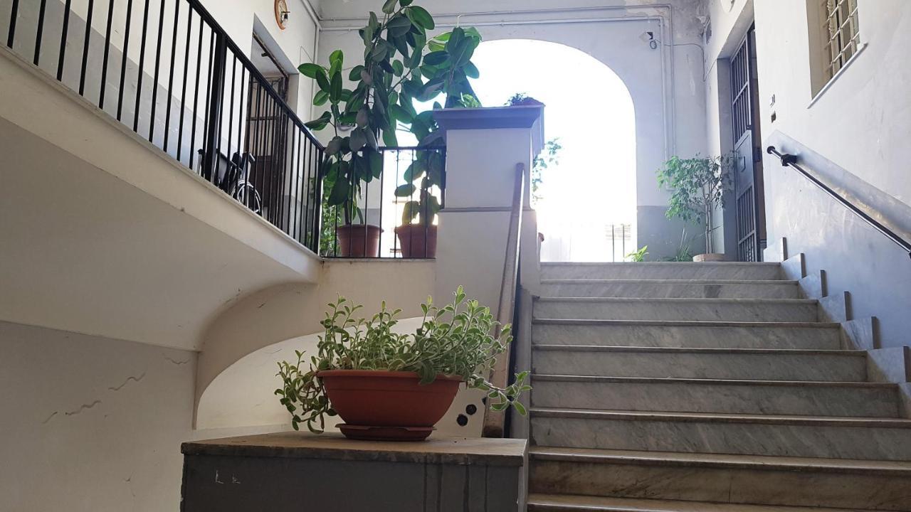 Metro Duomo B&B Napoli Exterior foto